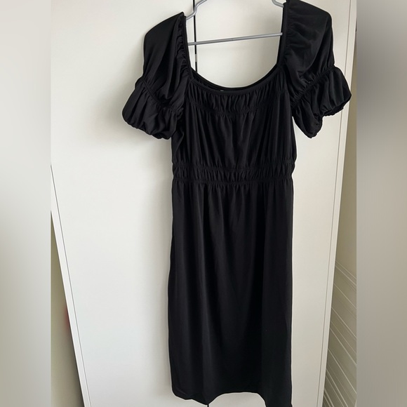 H&M Maternity Dress - Picture 4 of 4